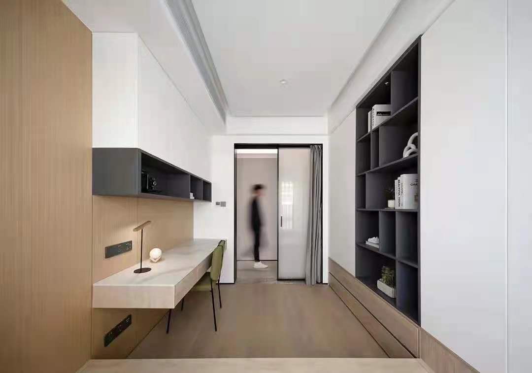 自然舒適的木飾面, 溫柔色調(diào)的軟裝，讓整個(gè)空間更具治愈感和親和力，加上生活的煙火氣，安靜而溫馨，平淡而簡(jiǎn)單。 (4).jpg