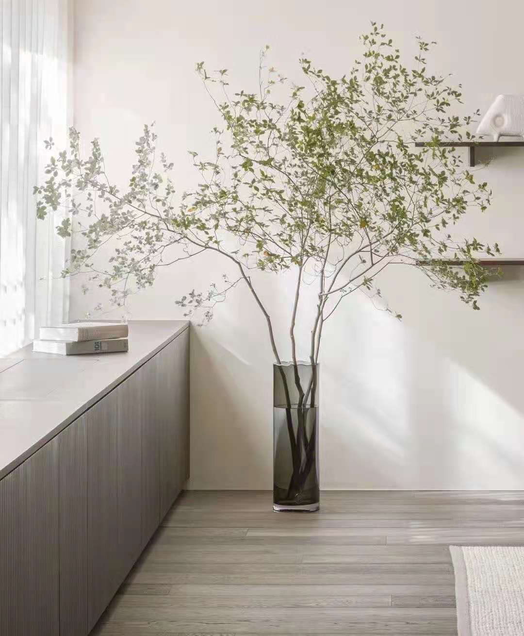 對自然材料的使用和柔和的調色板的共同信念是項目的基礎，注重觸覺、柔軟和永恒的品質。 (8).jpg